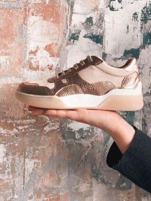 zapatillas urbanas y de vestir para mujer en cuero metalizado de moda