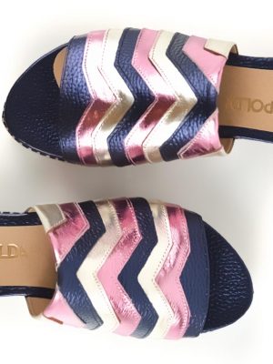 sandalias chatas de mujer en cueros metalizados de diseño original