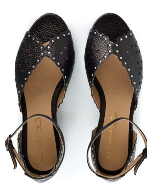 sandalias chatitas de mujer con pulsera al tobillo de cuero negro metalizado