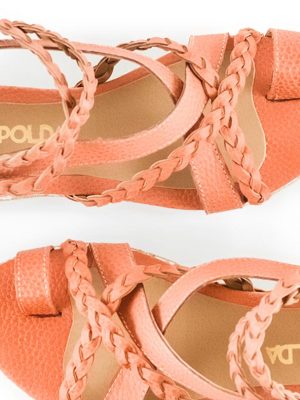 sandalias-bajas-trenzadas-tipo-romanas-de-cuero-naranja-rajesh