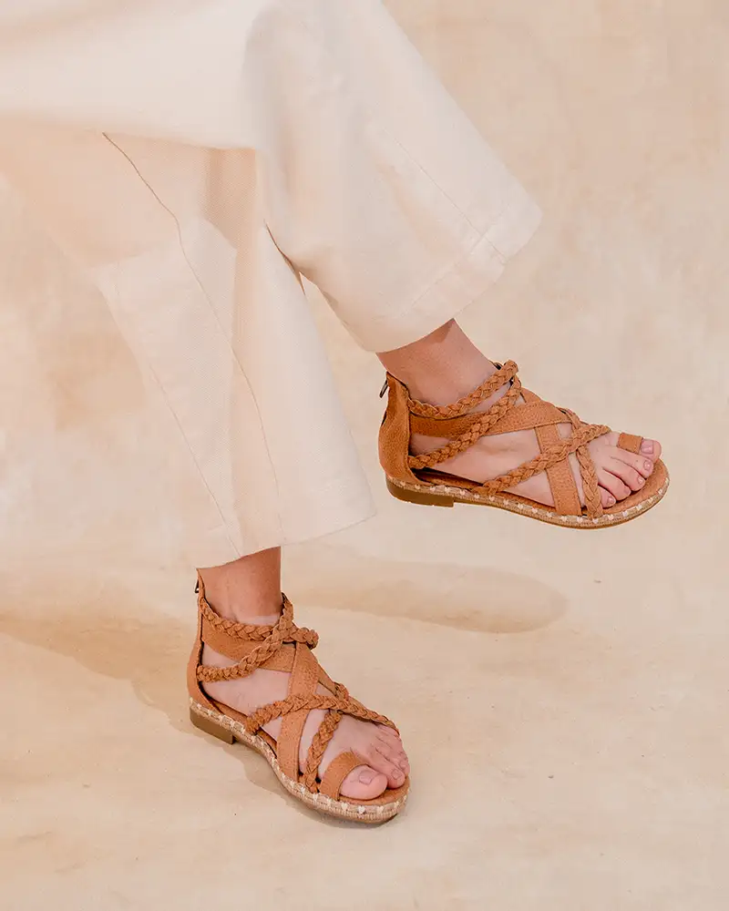 sandalias-cuero-suela-rajesh
