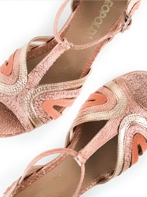 sandalias-ico-bajas-tipo-guillermina-de-cuero-metalizado-cobre-lijado-de-la-leopolda-04