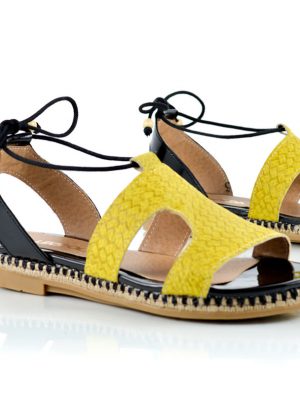sandalias amarillas bajas de cuero 1