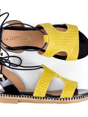 sandalias amarillas bajas de cuero 3