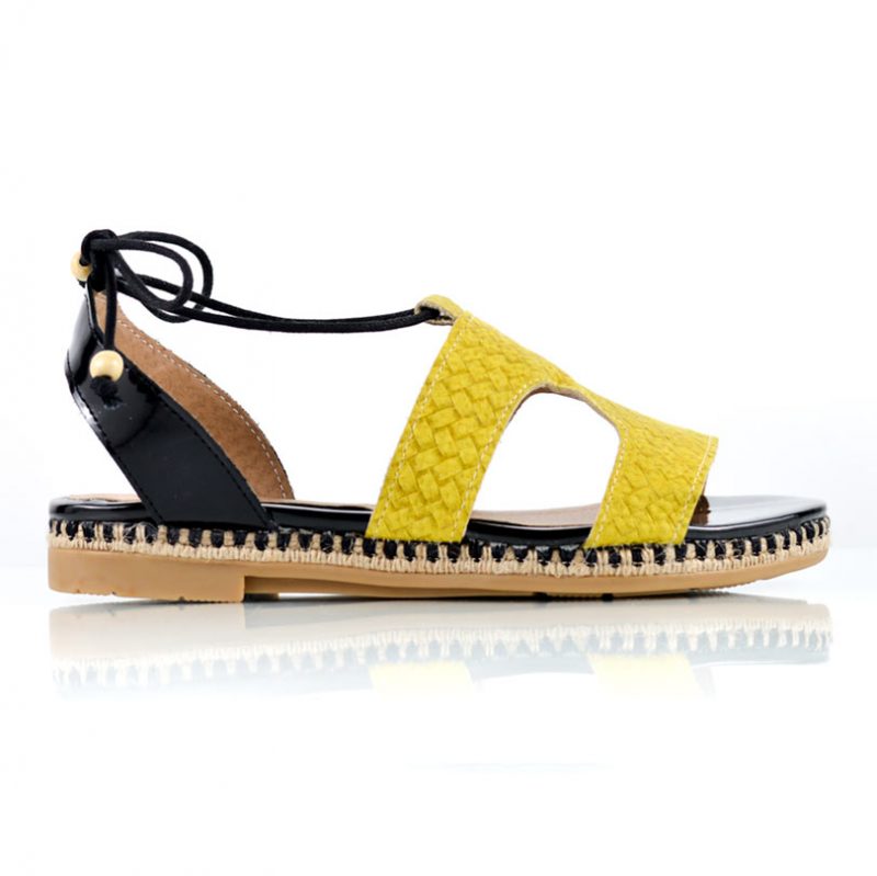 sandalias amarillas bajas de cuero 4